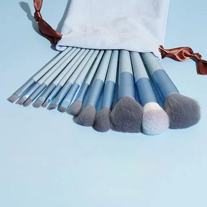 13 Soft Fluffy Makeup Brushes